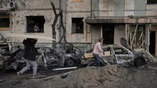 رويترز: مقترح أمريكي لإنهاء الحرب الأوكرانية يشمل تنازل عن أراض وأسلحة