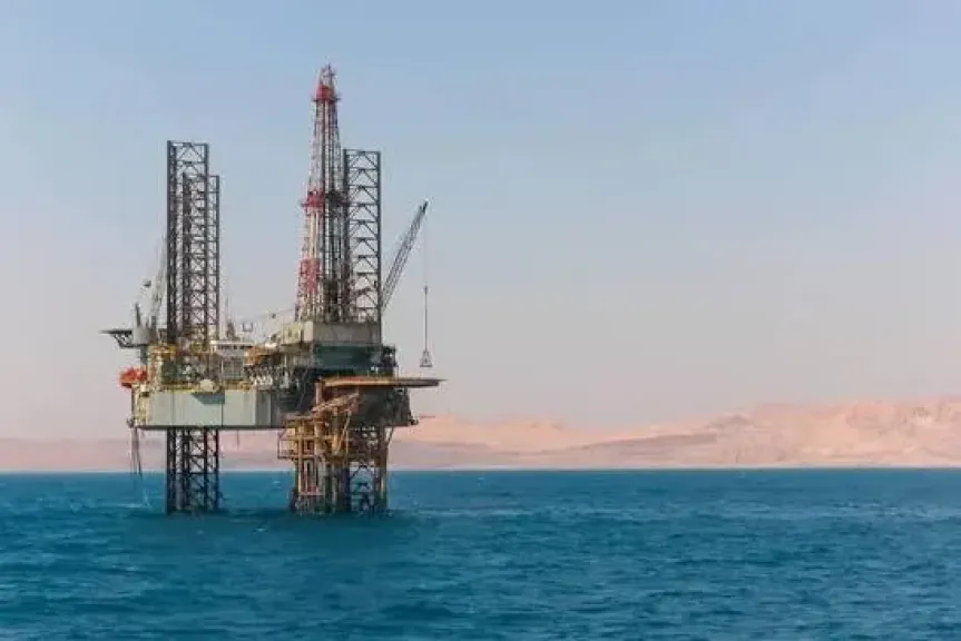 كشف بترولي جديد بخليج السويس يضيف 3 آلاف برميل يوميًا