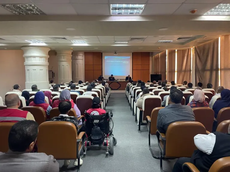 محافظ مطروح يتابع أعمال الحماية المدنية وال‘طفاء والإنقاذ