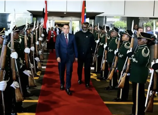 رئيس الوزراء يصل جوهانسبرج للمشاركة في قمة مجموعة العشرين