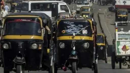 وداعًا «التوك توك».. بدء تشغيل سيارات صغيرة بتعريفة ركوب ثابتة في الجيزة