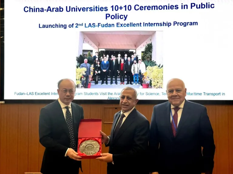 ‎المنتدى العربي الصيني يكرم رئيس «الأكاديمية العربية»  لدوره المحوري في إنجاح دورته السابقة