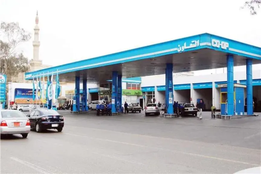 ضبط صاحب محطة وقود استولى على 2.2 مليون لتر سولار و100 ألف لتر بنزين بالأقصر