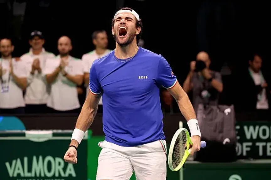 إيطاليا تتوج بكأس ديفيز للتنس للمرة الثالثة على التوالي