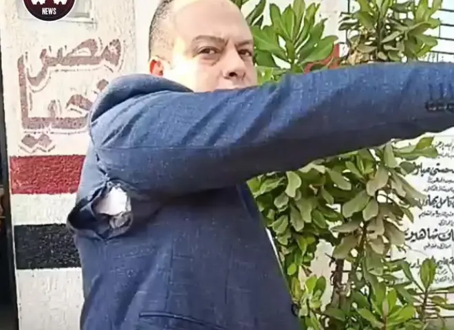 احتجاز نائب ومرشح حالي بسبب تصويره داخل اللجنة .. ومصادر تؤكد : محاولة لأفتعال مشكلة وتوقف التصويت لمدة نصف ساعة