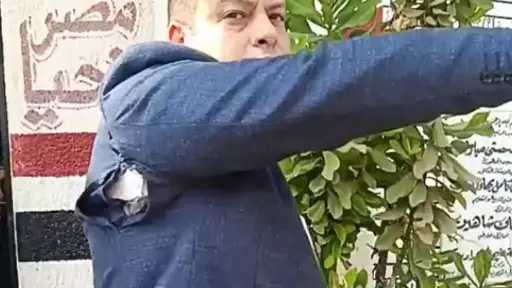 احتجاز نائب ومرشح حالي بسبب تصويره داخل اللجنة .. ومصادر تؤكد : محاولة لأفتعال مشكلة وتوقف التصويت لمدة نصف ساعة