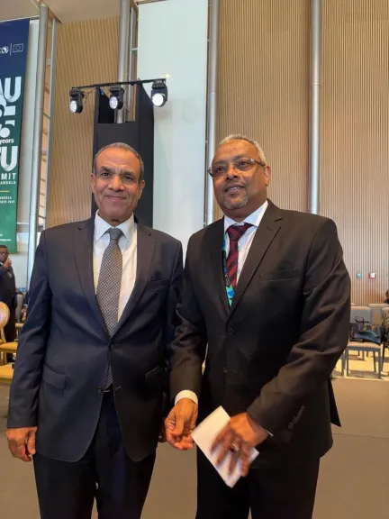 وزير الخارجية والهجرة يلتقي نظيره الجيبوتي لاستعراض مجمل العلاقات الثنائية