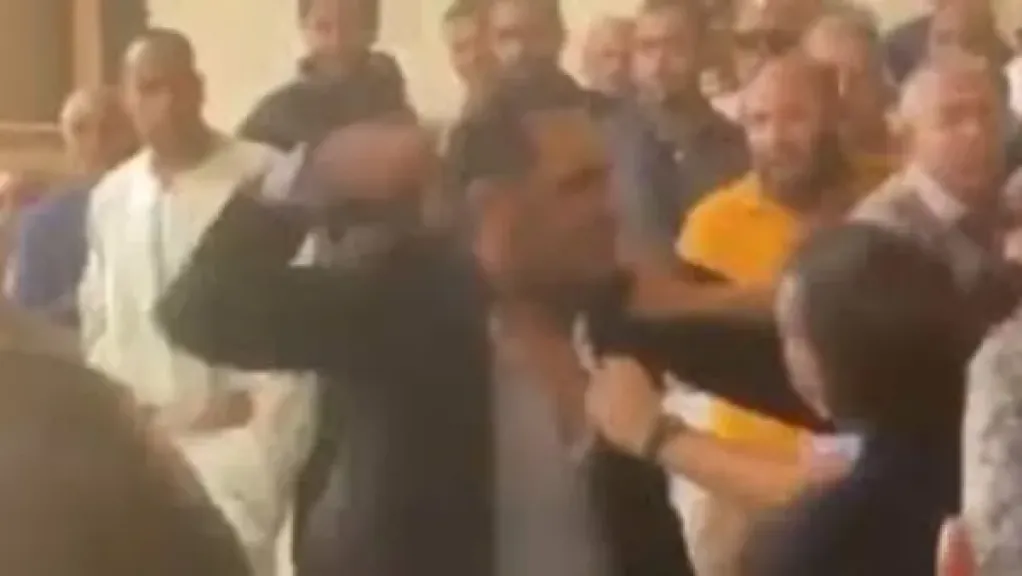 تعرف علي عقوبة التشاجر أمام اللجان الانتخابية بعد تكرار الوقائع