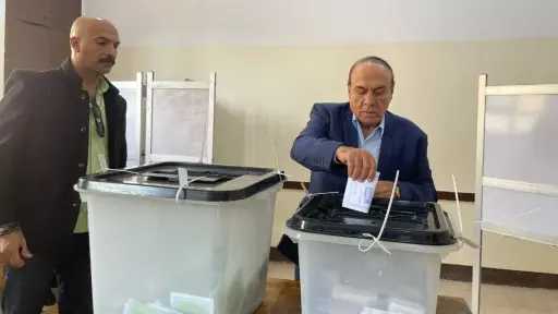 اللواء سمير فرج يدلي بصوتة في انتخابات مجلس النواب 2025
