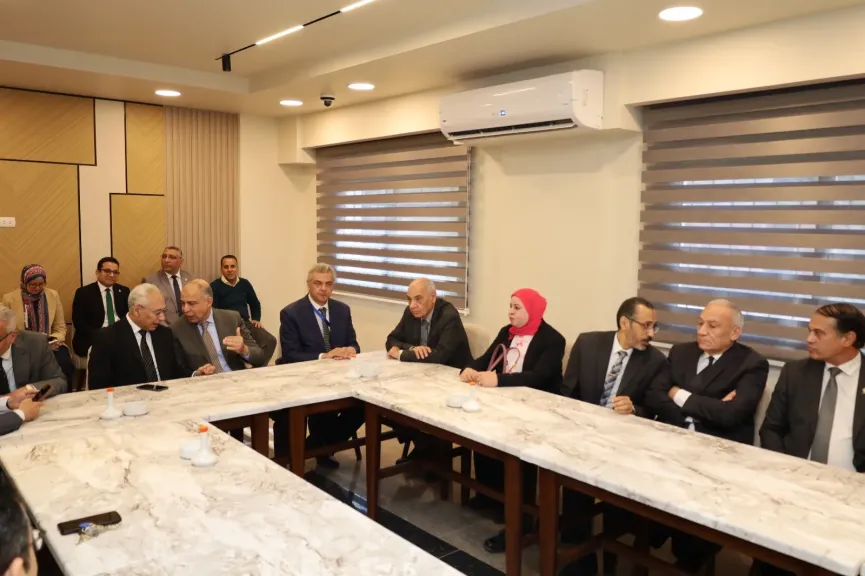 مجلس جامعة المنيا يتفقد الإسكان الفندقي بعد تطويره الشامل