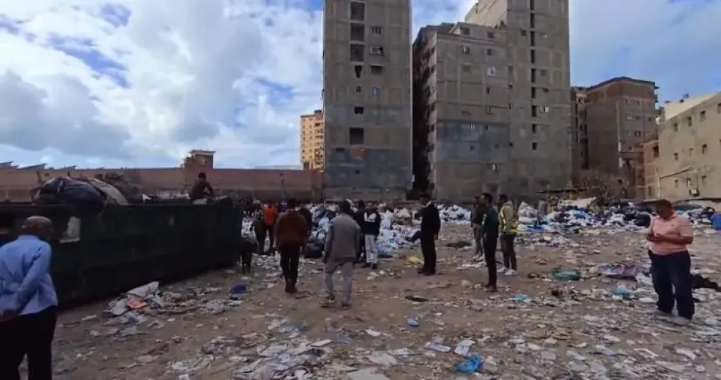 محافظة الإسكندرية: حملة لرفع ٨٥ طن مخلفات ومنع تعد النباشين على أرض بباكوس