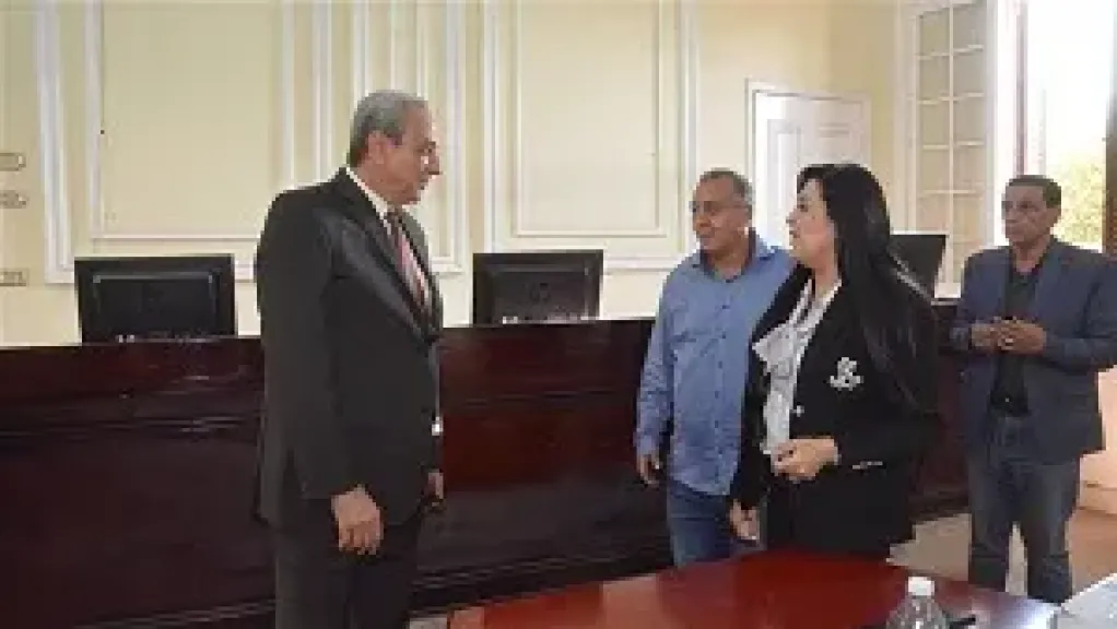 محافظ الغربية يتابع لجان انتخابات مجلس النواب بكفر الزيات