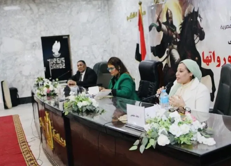 دراسات حول رواة السيرة الهلالية في ثاني أيام الملتقى العلمي لأطلس المأثورات الشعبية بسوهاج