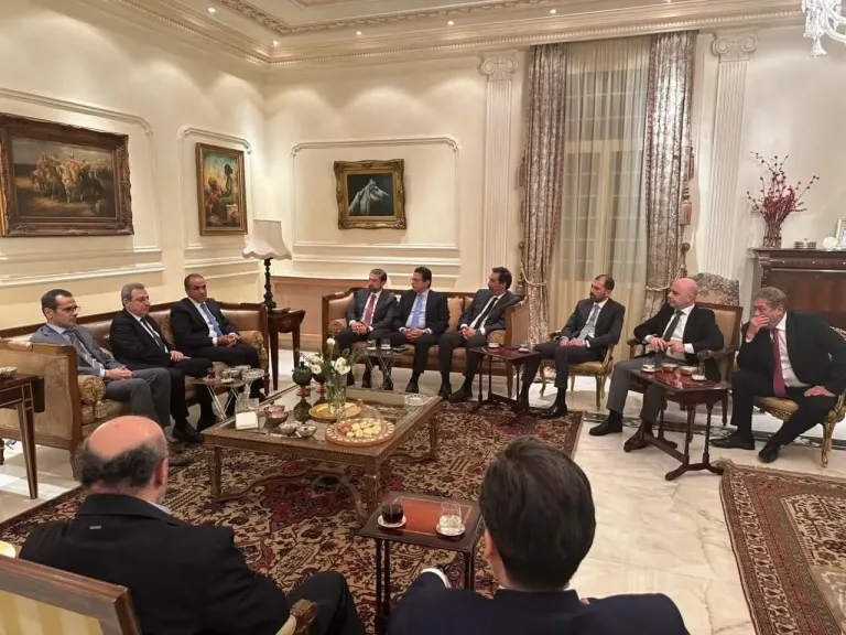 وزير الخارجية يلتقي عدداً من أعضاء مجلس النواب اللبناني في بيروت