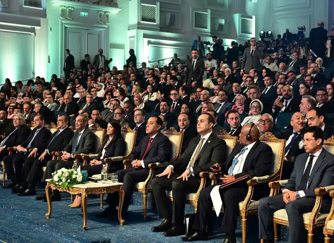 رئيس الوزراء يشارك في فعاليات الملتقى السنوي السادس للهيئة العامة للرعاية الصحية