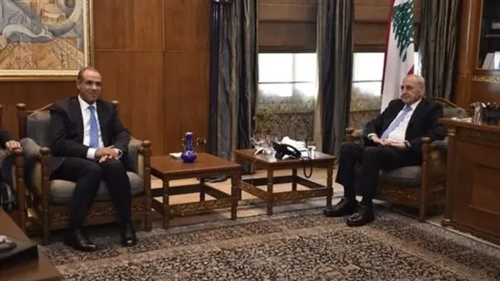 وزير الخارجية يلتقي رئيس مجلس النواب اللبناني لبحث سبل تعزيز التعاون ودعم الاستقرار في لبنان