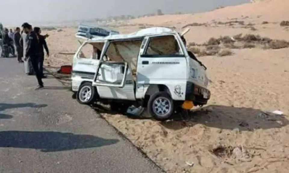 إصابة 5 صغار في انقلاب سوزوكي بطريق الواحات