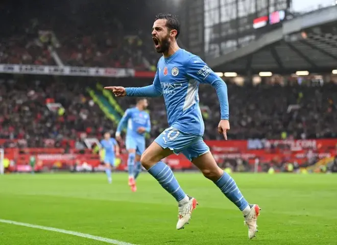 جوارديولا يكشف موقفه من التجديد لبرناردو سيلفا