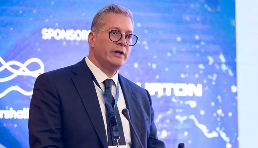 وزير البترول يصدر حزمة حوافز استثمارية لشركات التعدين