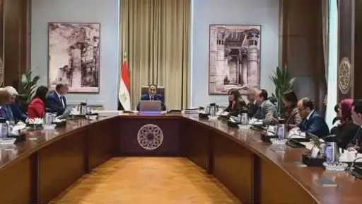 رئيس الوزراء: ندعم أي إجراءات تهدف إلى تسريع وتيرة العمل بمنجم السكري