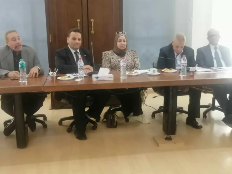 تموين الإسكندرية تناقش مع لجنة الألبان بالغرفة التجارية سبل الارتقاء بصناعة الألبان محليا