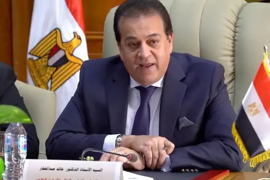 وزير الصحة يرفض فرض رسوم على مرضى نفقة الدولة والتأمين بمستشفى جوستاف روسي