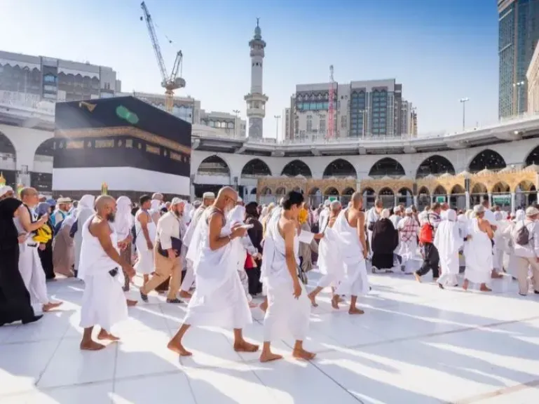 للفائزين بحج التضامن الاجتماعي بدء استلام الاوراق المطلوبة من 12 ألف حاج للعام 1447 هجريًا