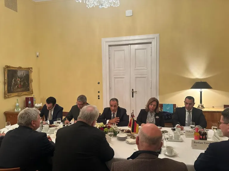 وزير الخارجية يلتقى مجموعة الصداقة البرلمانية المصرية الألمانية بالبوندستاج