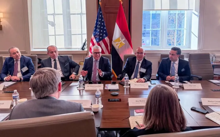 رئيس اقتصادية قناة السويس يواصل جولته الترويجية بلقاءات مكثفة مع كبرى الكيانات الاقتصادية بالعاصمة واشنطن