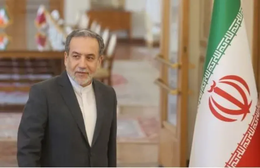 عراقجي يدعوه نظيره اللبناني لزيارة طهران لمناقشة العلاقات الثنائية