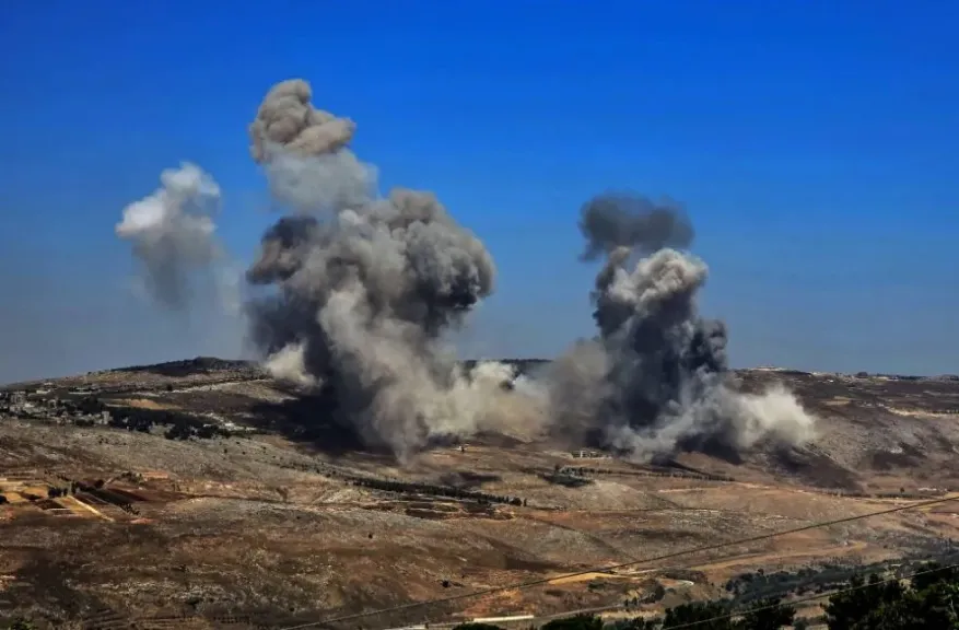 جيش الاحتلال يقول إنه استهدف مواقع لحزب الله جنوب لبنان