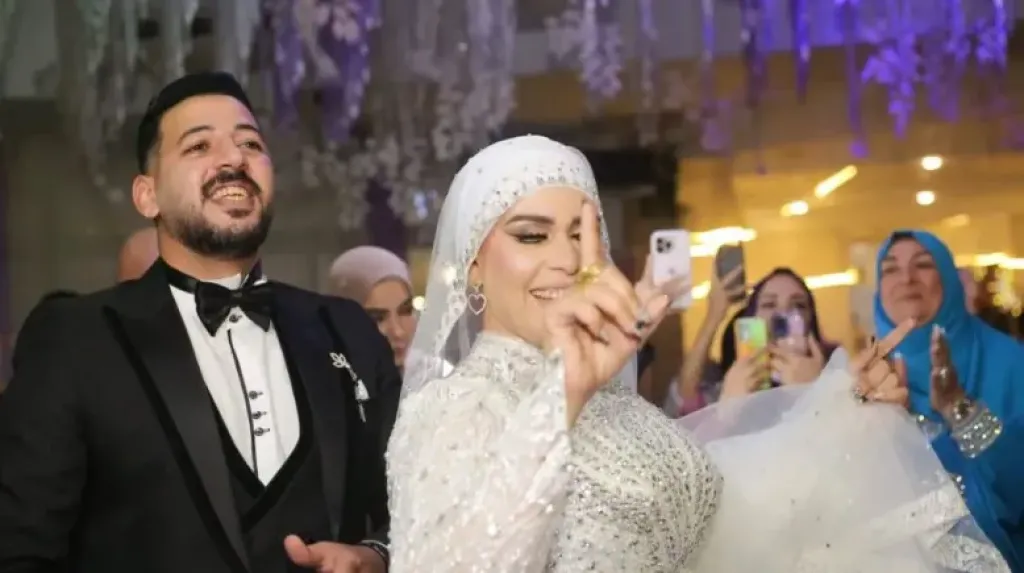 فيديوهات أم جاسر ليلة الفرح تثير جدل الجمهور وتؤكد: العريس بذل مجهود ليجعل اليوم لا يُنسي