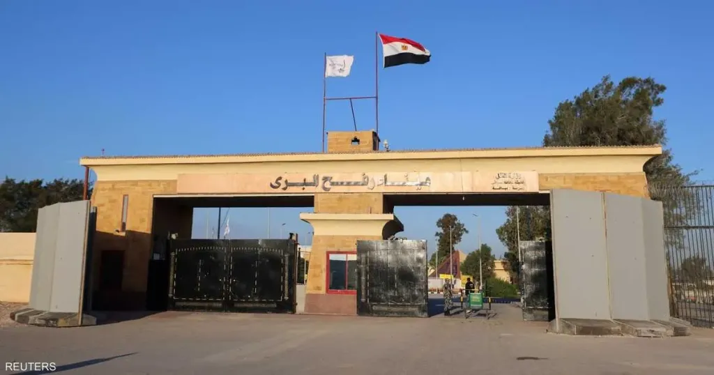 مصر ودول عربية وإسلامية تعرب عن قلقها من تصريحات إسرائيل بشأن معبر رفح