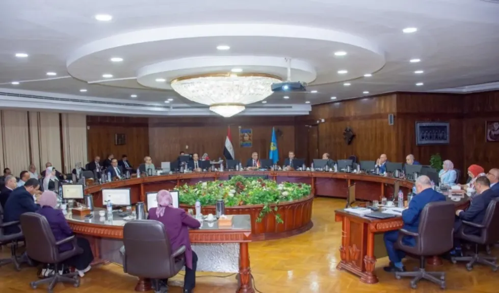 ترقية 20 عضواً بهيئة التدريس وتعيين 16 مدرسا بجامعة طنطا