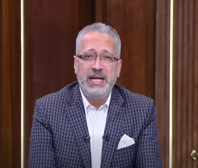 تامر أمين يطالب وزير الشباب بمراجعة وضع كرة القدم: ده اسم مصر
