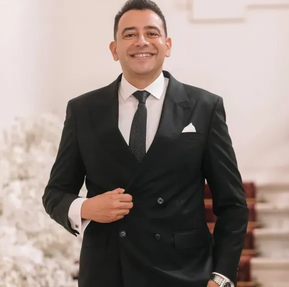 أستاذ طب النساء بقصر العيني: شائعة سرطان الثدي بسبب أقراص منع الحمل غير علمية ومضللة