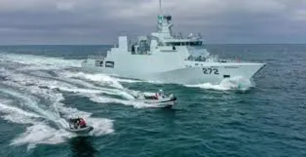 البحرية الباكستانية تصادر 1500 كيلوجرام من المخدرات بقيمة تقارب 3 ملايين دولار في بحر العرب