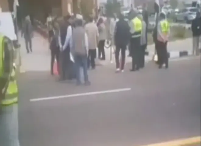 فيديو خناقة نواب قنا يثير الجدل بعد تبادل الشتائم في حضور وزير النقل