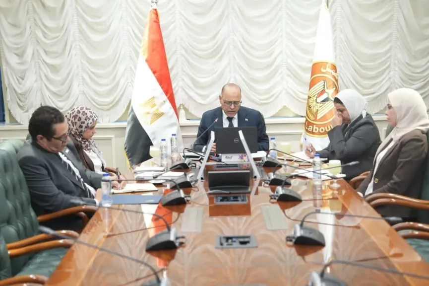 - وزير العمل يعقد اجتماعًا مع مسؤولي البنك الدولي لبحث الملفات ذات الاهتمام المشترك