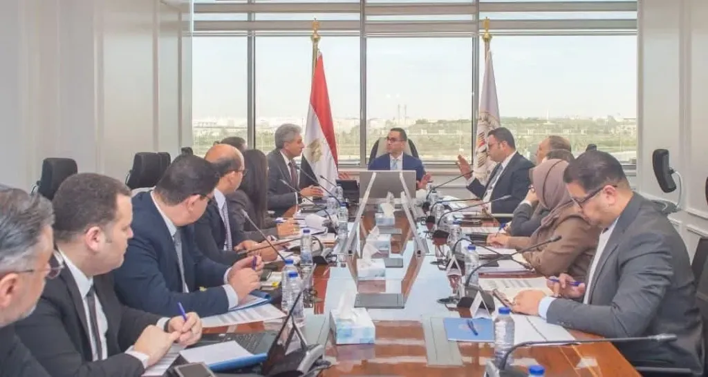 وزير الاستثمار: تشكيل مجموعة عمل لوضع خطة بالفرص الاستثمارية في قطاع السياحة تستهدف زيادة أعداد السائحين