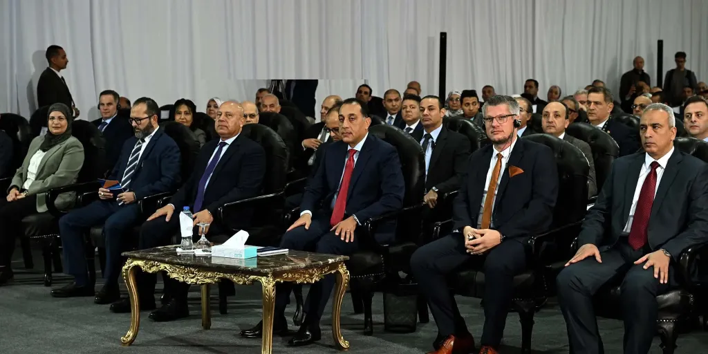 رئيس الوزراء: الدولة المصرية أصبحت مركزًا عالمياً لصناعة الضفائر الكهربائية