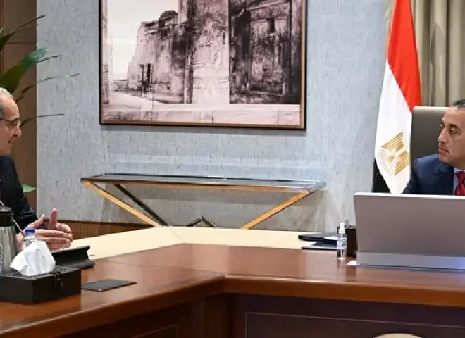 مدبولي يتابع مع وزير الاتصالات مستجدات العمل في عدد من ملفات الوزارة