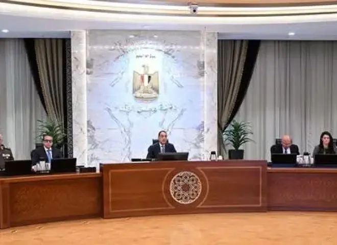 رئيس الوزراء: بعثة صندوق النقد تستكمل المراجعتين الخامسة والسادسة خلال يومين