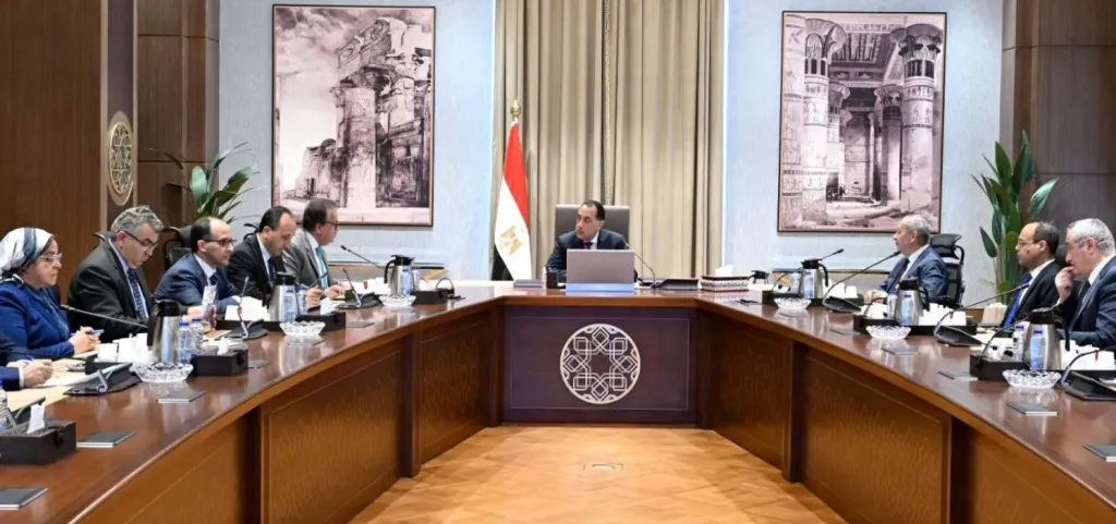 مدينة النيل ومستشفى الأطفال والمعاهد البحثية.. مدبولي يوجه بتطوير البنية التحتية الصحية بالقاهرة