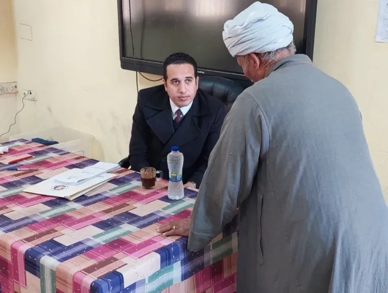 رئيس لجنة انتخابية بدائرة الوراق: لم نرصد أية تجاوزات منذ انطلاق التصويت