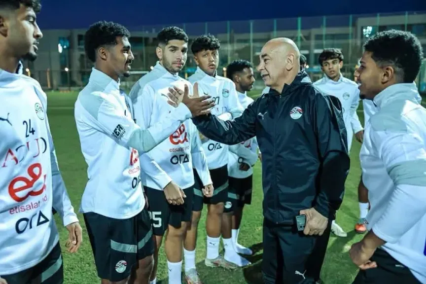 3 نصائح من حسام حسن في زيارته للاعبي منتخب الناشئين