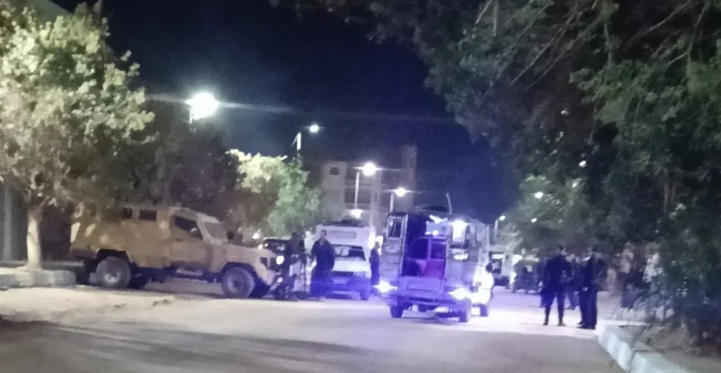 انتخابات النواب.. تشديدات أمنية خلال أعمال الفرز بالدائرة الثالثة في نصر النوبة بأسوان