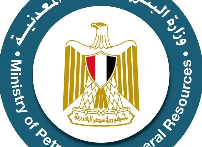 وزارة البترول: انفجار غير معلوم السبب وراء انهيار عقار إمبابة، والاشتباه في تسرب من إسطوانة بوتاجاز