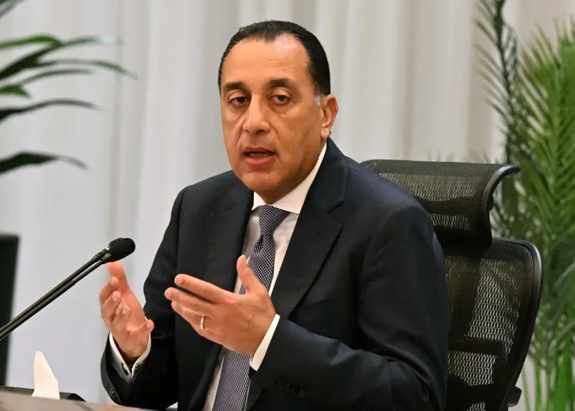 رئيس الحكومة يهنيء البابا تواضروس الثاني بمناسبة الاحتفال بعيد الميلاد المجيد