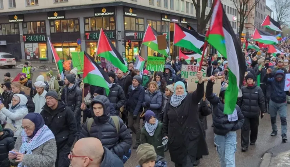 احتجاجات في السويد تندد بمواصلة إسرائيل هجماتها على غزة: أوقفوا الإبادة الجماعية